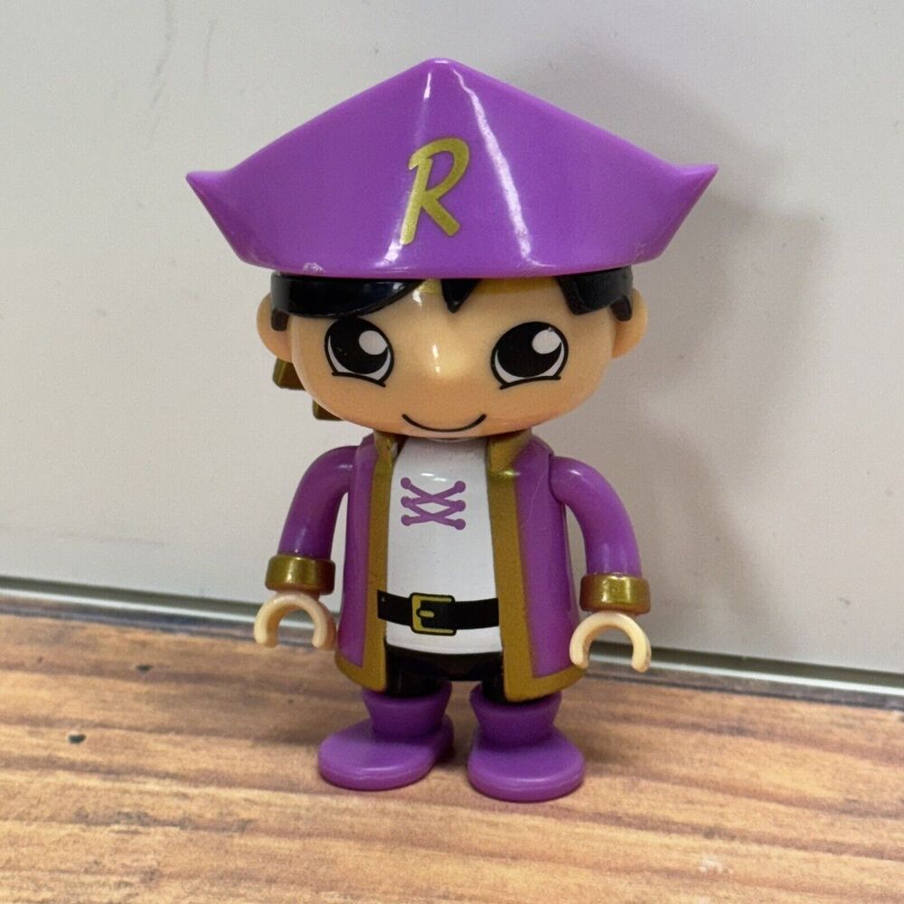 Rare Ryan's World Mystery Figure‎ Series The Purple Pirate Eye Patch